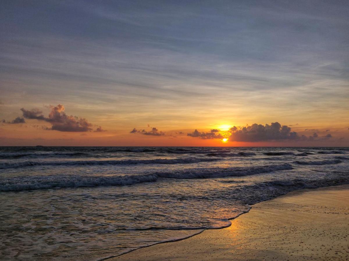 Trincomalee Ocean Front Condos 外观 照片