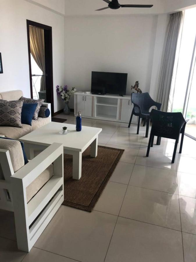 Trincomalee Ocean Front Condos 外观 照片