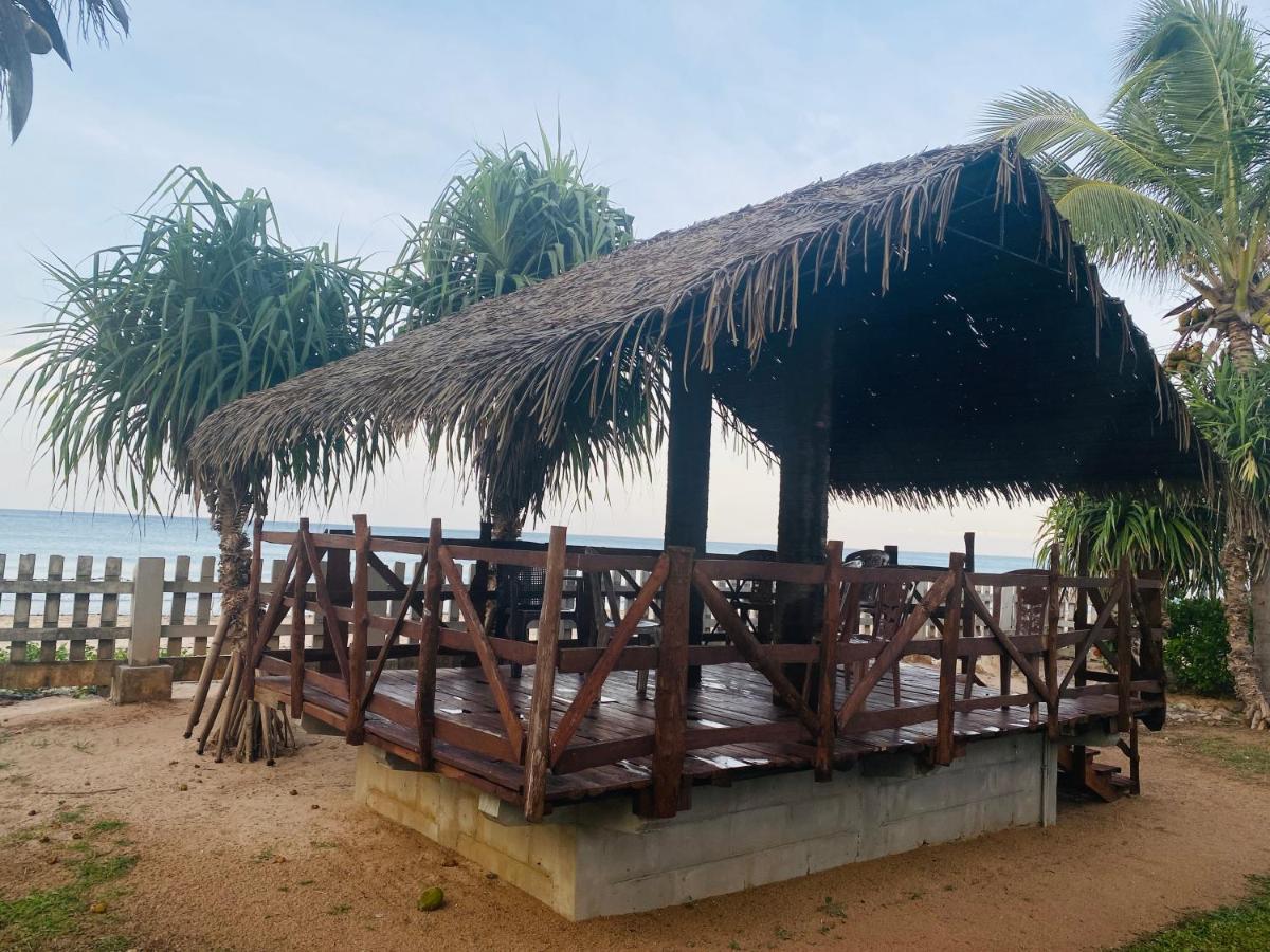 Trincomalee Ocean Front Condos 外观 照片