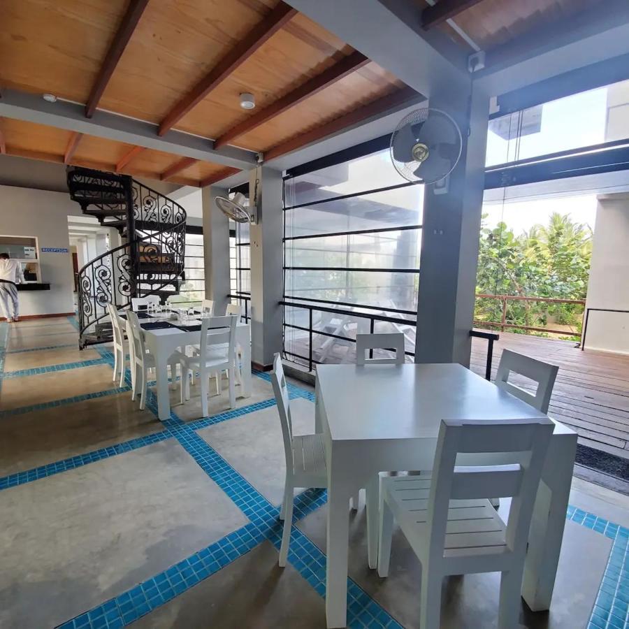 Trincomalee Ocean Front Condos 外观 照片
